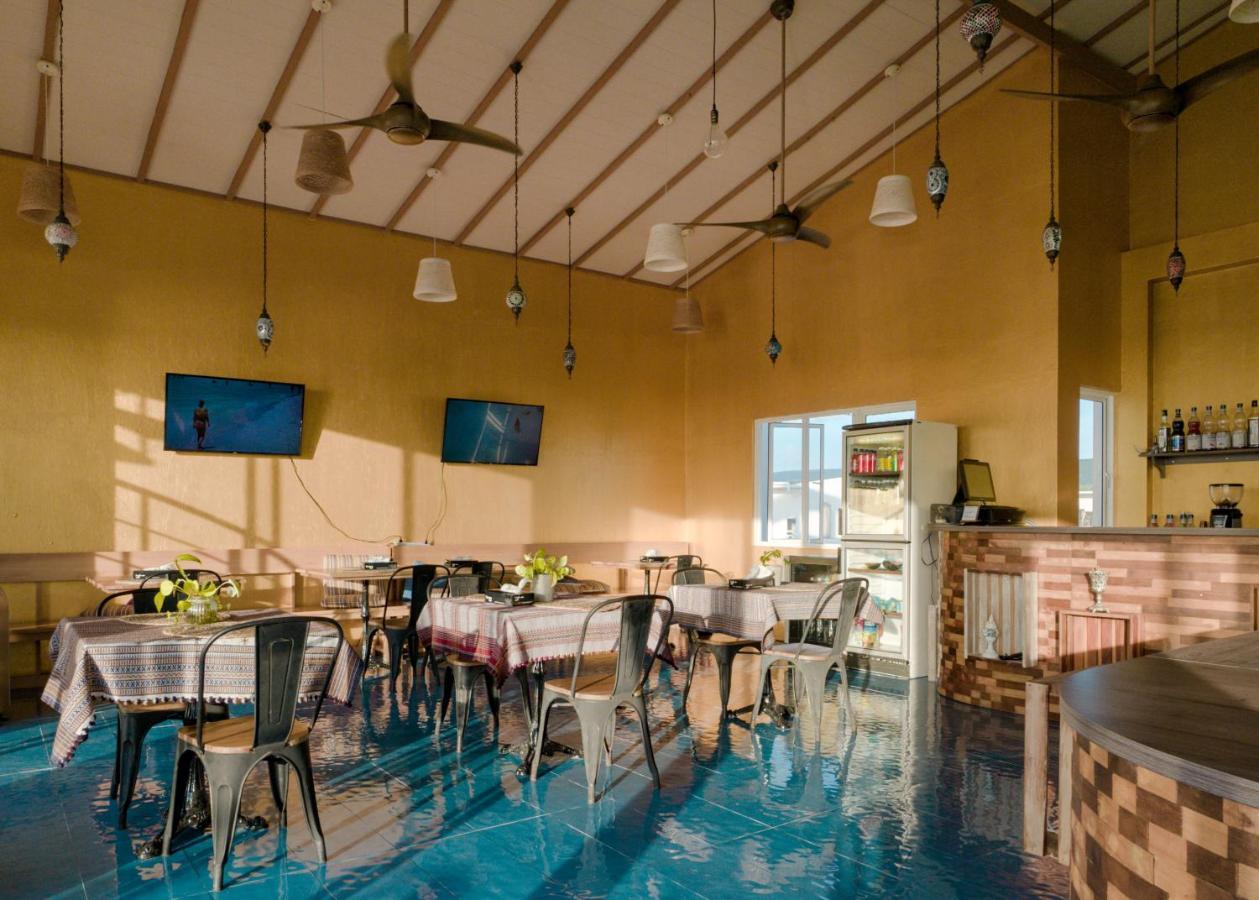 Lea Spa Hotel Maafushi Exterior photo
